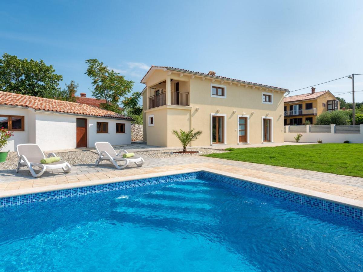 Tranquil Holiday Home In Labin With Private Swimming Pool 외부 사진